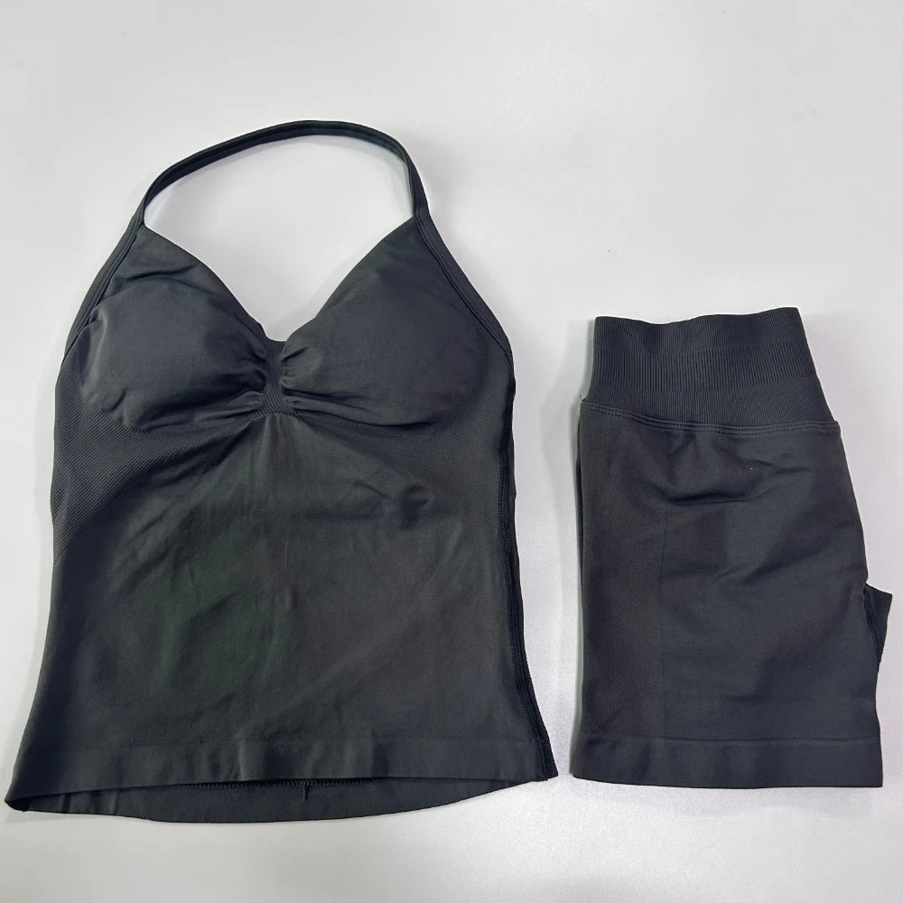 Conjunto Gym Seamless Top Backless Shorts